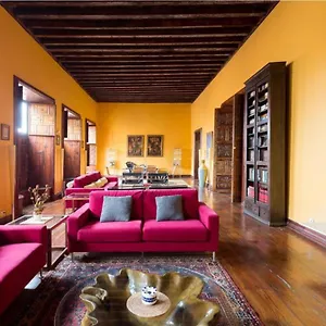 https://live-orotava-house.in-canary-islands.com