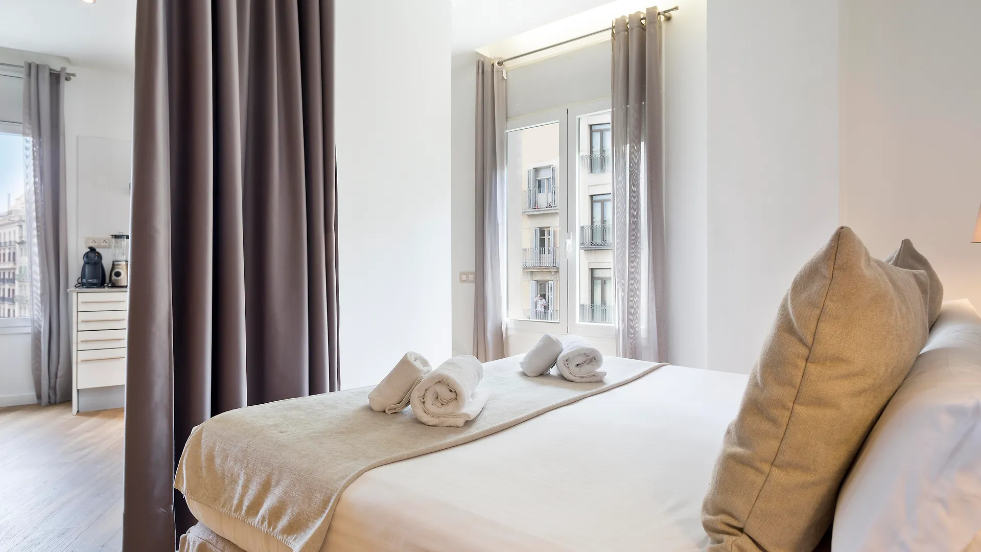 Amister Apartments Barselona İspanya