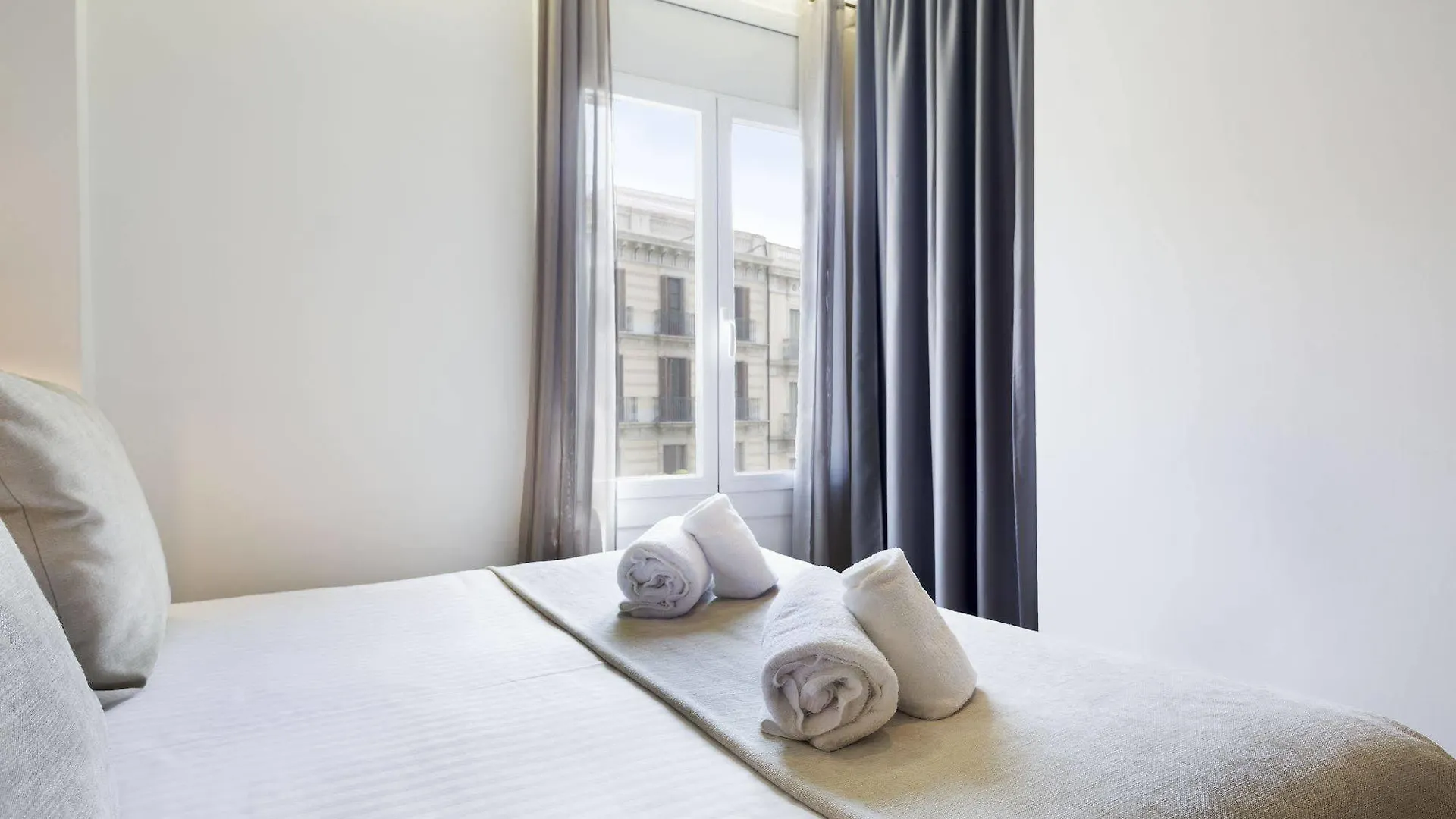Amister Apartments Barselona İspanya