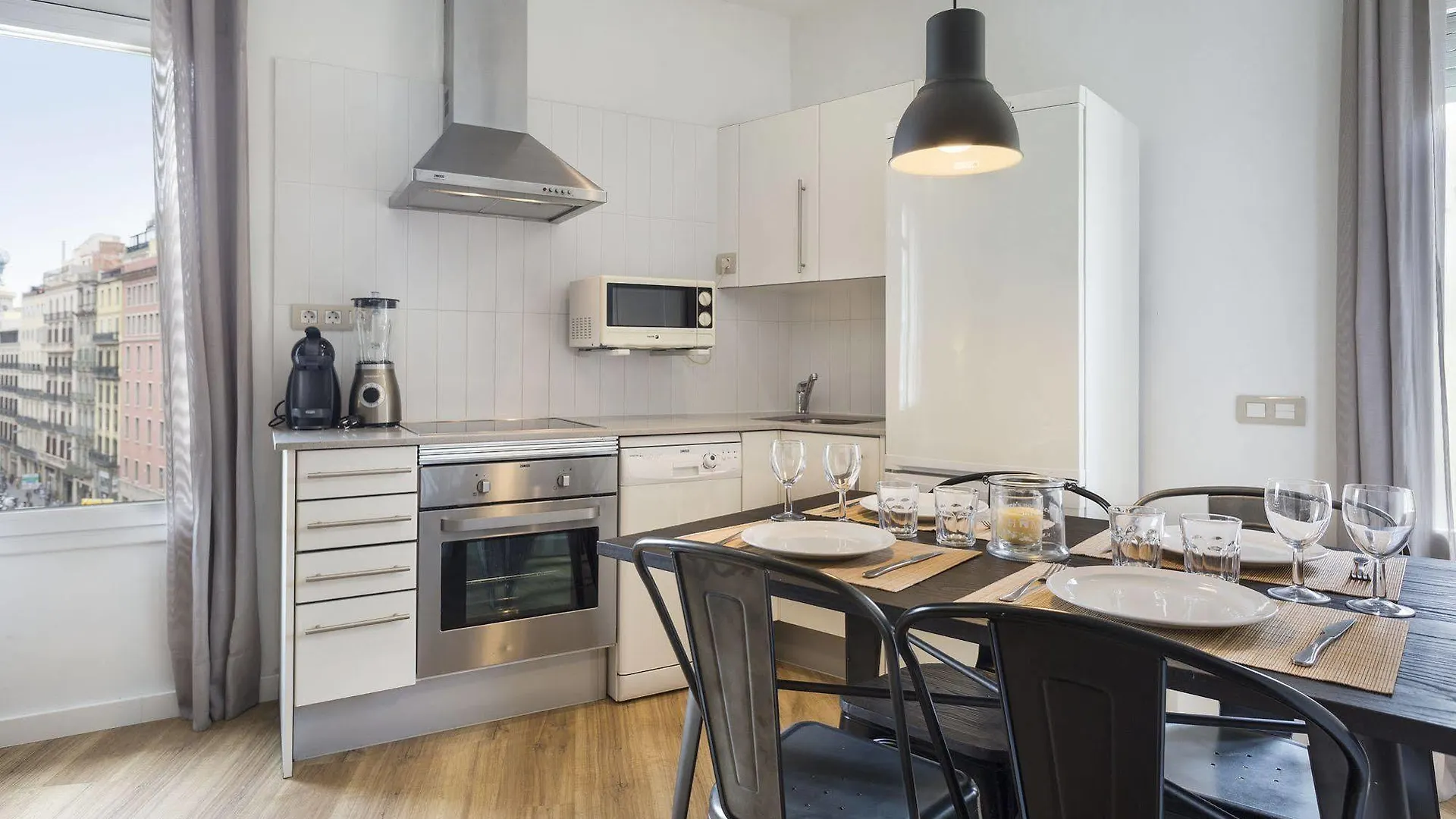Amister Apartments Barselona